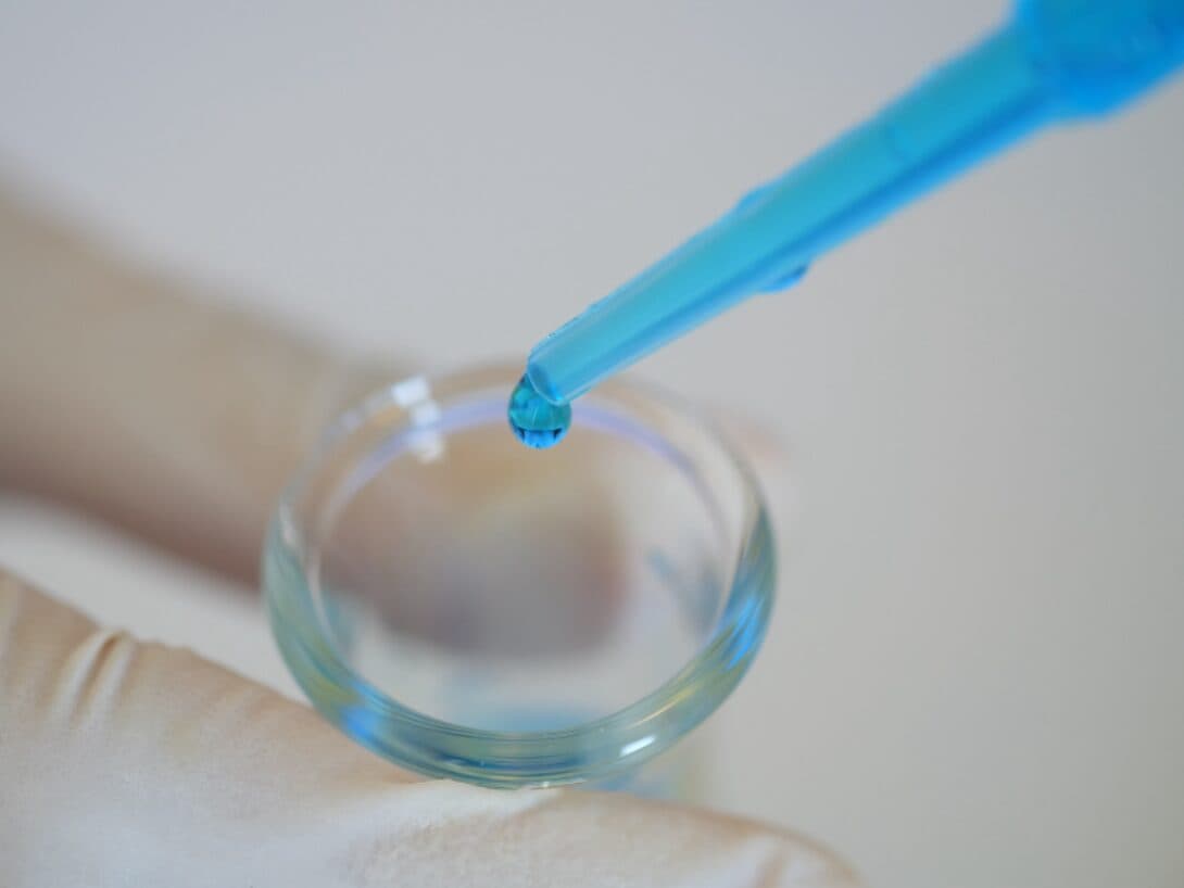 Extractables and Leachables: Comprehensive Approaches to Controlling